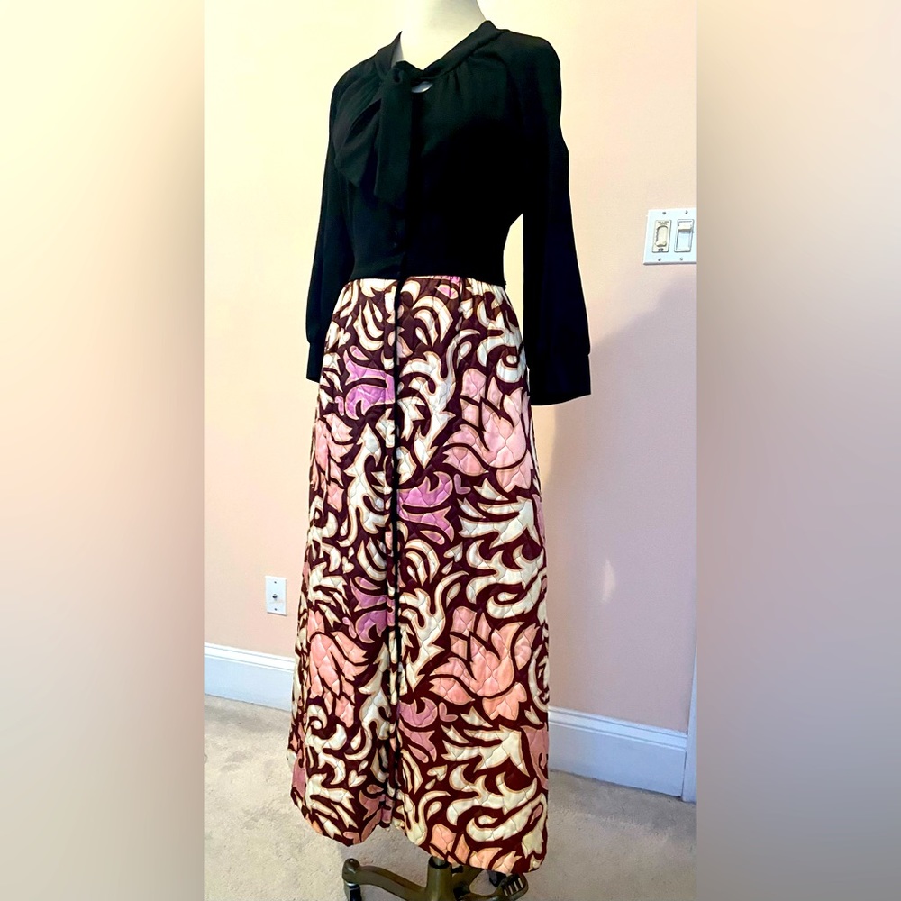 Vintage 1960s 1970s Designer Lounge Hostess Gown Maxi Dress with Quilted Skirt